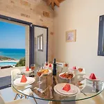 Kaminia Blu Villa *