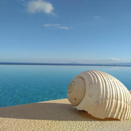 Kaminia Blu Βίλα