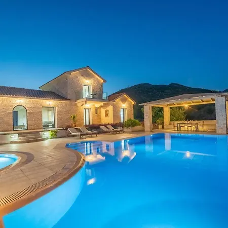 Kaminia Blu Βίλα