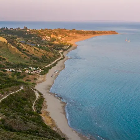 Kaminia Blu * Ρατζακλί